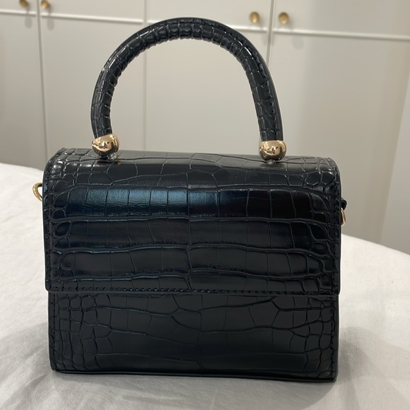 Mango faux croc vegan leather crossbody bag with top handle - Picture 4 of 5